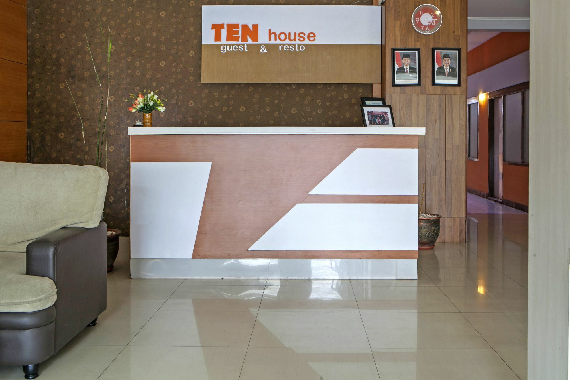 Reddoorz Syariah Near Btc Fashion Mall 2* Bandung